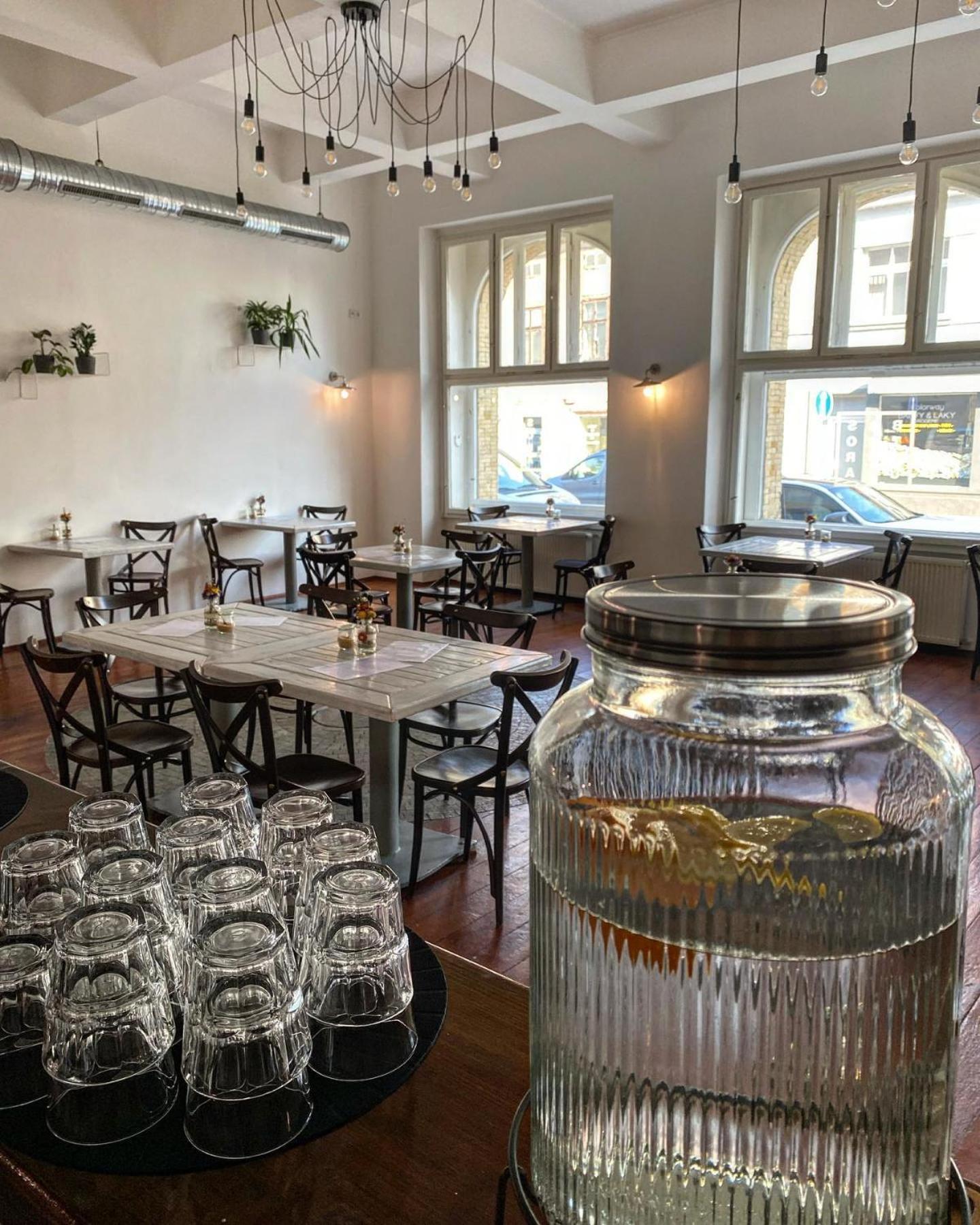 捷克克朗酒店 拉贝河畔罗乌德尼采 外观 照片